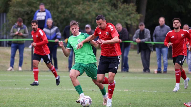 A Majos csapata otthon, egy izgalmas mérkőzésen, kétgólos előnyét nem tudta megőrizni a Pécsi MFC ellen, ami egy sorfordító eseményhez vezetett (nézd meg a képgalériát!).