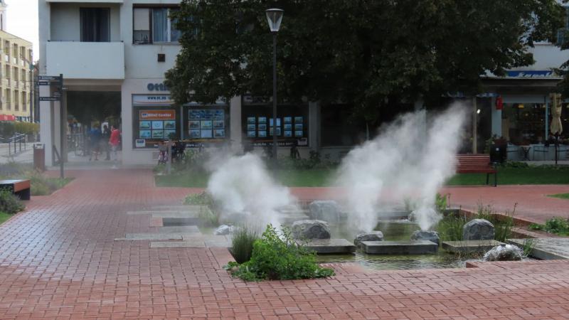 Csupán néhány nap áll még rendelkezésre, hogy a vásárhelyi szökőkutak lenyűgöző vízi játékában gyönyörködhessünk. De ne csüggedj, hamarosan felfedjük, mi következik ezután!