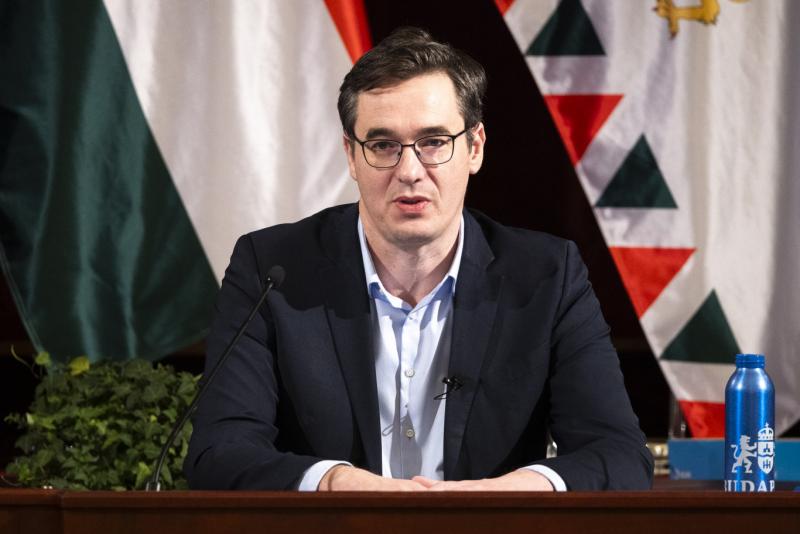 Karácsony: A forgalomból kivont buszokat már 2021-ben szerettük volna új járművekre cserélni, azonban a kormány nem hagyta jóvá a bankokkal kötött megállapodást.