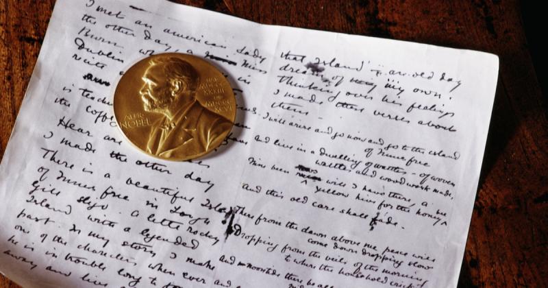 Minden jel szerint úgy tűnik, hogy idén a Nobel-díj magyar kézbe kerülhet.
